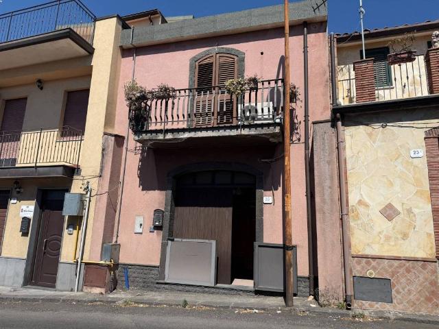 Casa indipendente in vendita a Zafferana Etnea CT