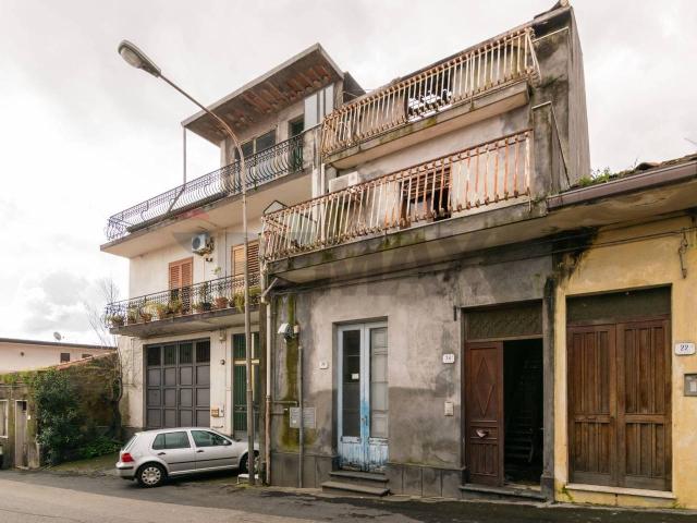 Casa indipendente in vendita a Zafferana Etnea