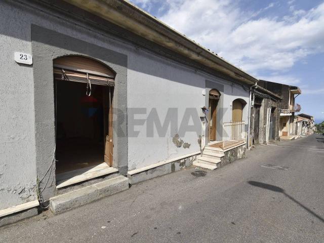 Casa indipendente in vendita a Zafferana Etnea