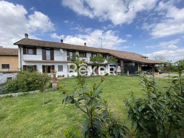 Casa indipendente in vendita a Zeme PV
