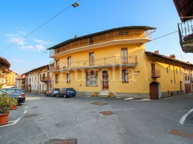 Casa indipendente in vendita a Zimone via Roma, 2