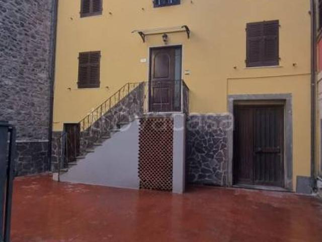 Casa indipendente in vendita ad Aulla via Provinciale