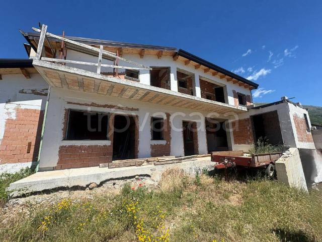 Casa indipendente in vendita ad Avezzano via Lionelli, San Pelino