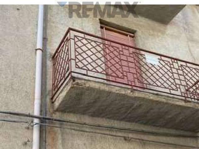 Casa indipendente in vendita ad Acquedolci via ruggero vii, 1