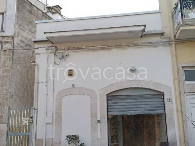 Casa indipendente in vendita ad Adelfia