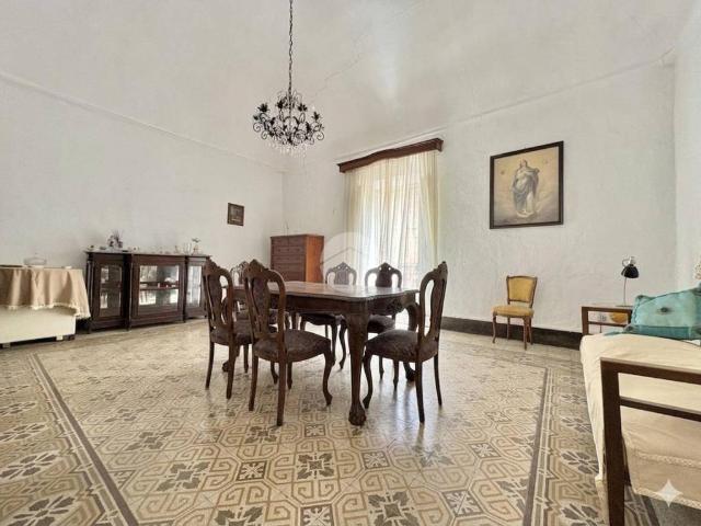 Casa indipendente in vendita ad Alcamo via Torquato Tasso, 67