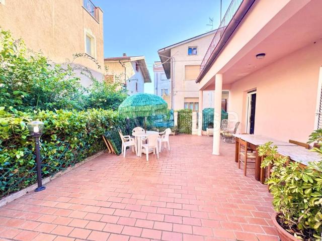 Casa indipendente in vendita ad Alba Adriatica via Po, 25