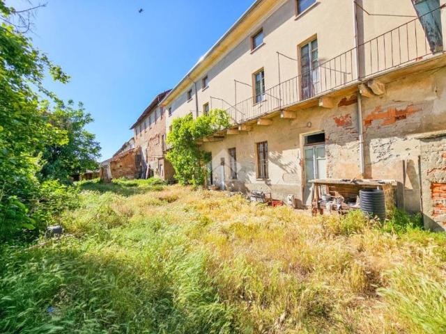 Casa indipendente in vendita ad Alessandria, Castelceriolo