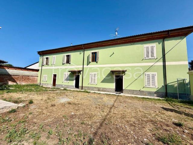 Casa indipendente in vendita ad Alessandria strada Menaccia, 41, Mandrogne