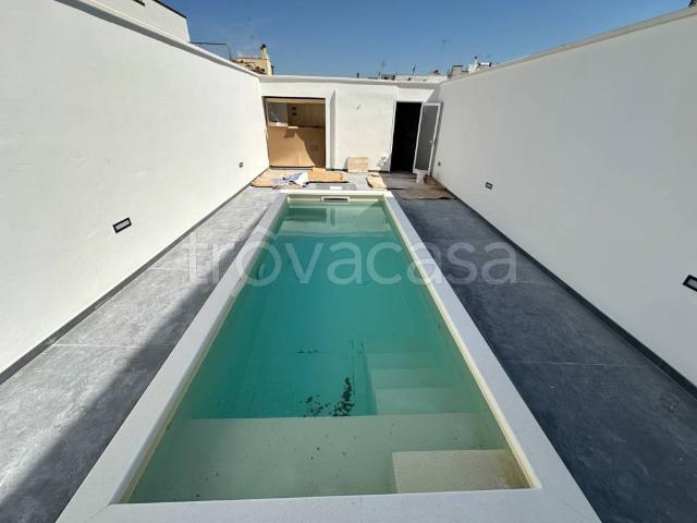 Casa indipendente in vendita ad Alezio via vanini, 19