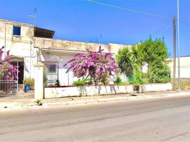 Casa indipendente in vendita ad Andria, Castel del Monte