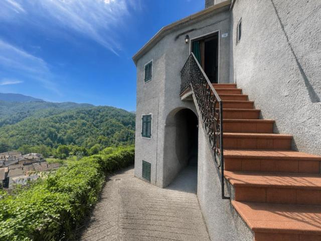 Casa indipendente in vendita, Fivizzano san terenzo