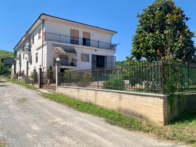 Casa indipendente in vendita in borgata biarella 21, Dogliani