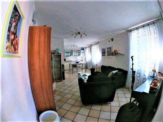 Casa indipendente in vendita in strada comunale potrignano sorgnano 4, Carrara