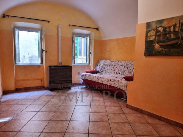Casa indipendente in vendita in salita alle mura 17, Ventimiglia