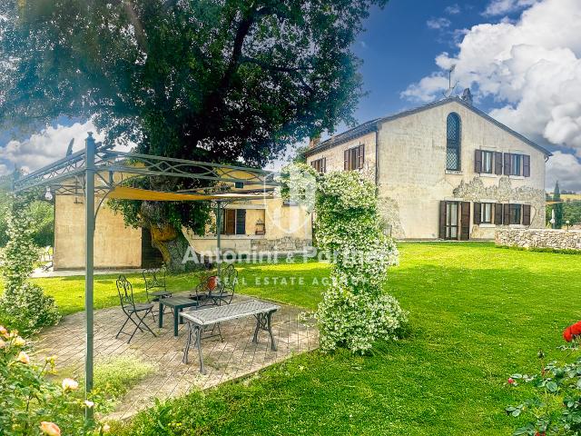 Casa indipendente in vendita in via angelo cortesi, Avigliano Umbro