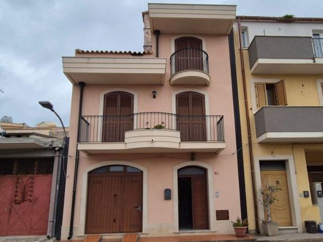 Casa indipendente in vendita in Via Pietro Pisani s.n.c Centro Lungomare Avola