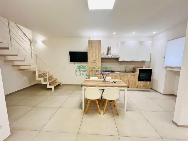 Casa Indipendente in affitto a Comiso via galliano, arredato, box, terrazzo TrovaCasa