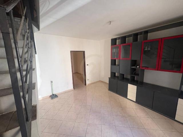 Casa indipendente in affitto a Catania CT