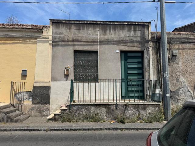 Casa indipendente in affitto a Catania CT