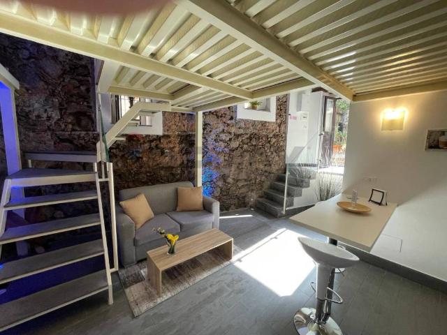 Casa indipendente in affitto a Catania CT