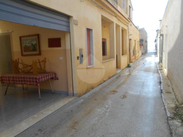 Casa indipendente in affitto a Campobello di Mazara Tre Fontane