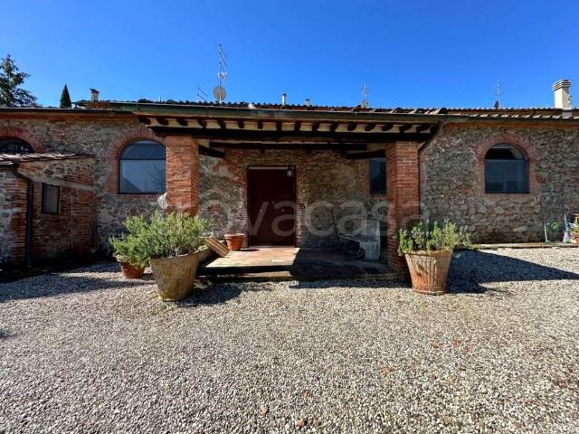 Casa Indipendente in affitto a Capannori, giardino privato, posto auto, parzialmente arredato TrovaCasa
