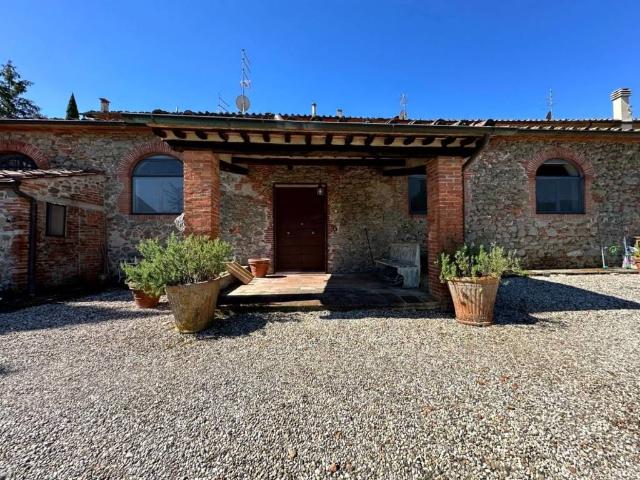 Casa indipendente in affitto a Capannori LU