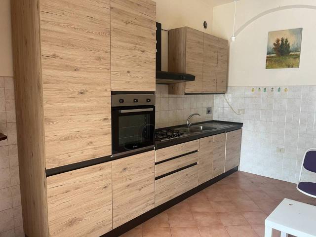 Casa indipendente in affitto a Cascina