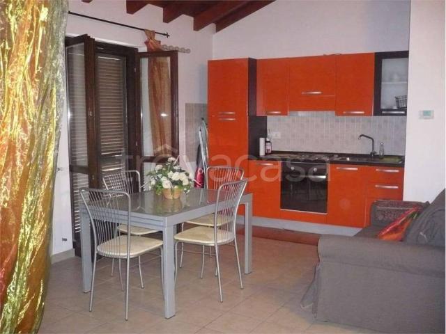 Casa Indipendente in affitto a Castellanza via eugenio cantoni, 35, arredato, riscaldamento autonomo, lavatrice TrovaCasa