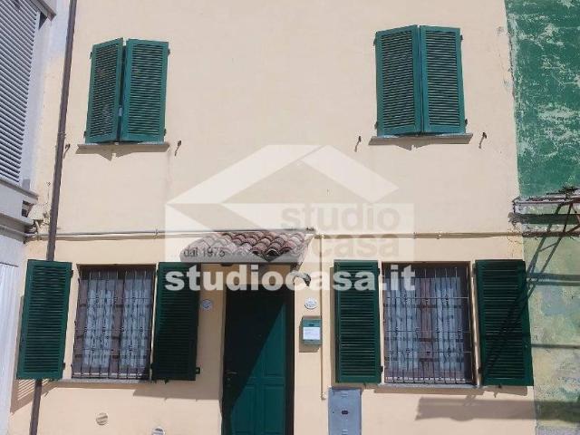 Casa Indipendente in affitto a Castiglione d'Adda, arredato, giardino privato, terrazzo TrovaCasa