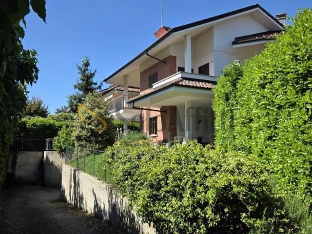 Casa indipendente in affitto a Chieri corso Torino, 84