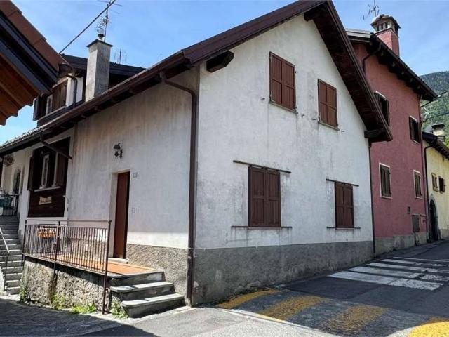 Casa indipendente in affitto a Crodo VB