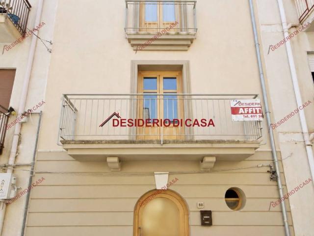 Casa indipendente in affitto a Altavilla Milicia PA