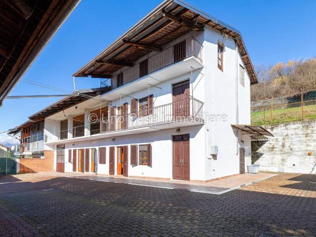 Casa indipendente in affitto a Albiano d'Ivrea TO