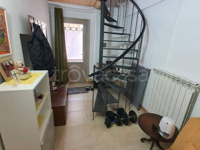Casa Indipendente in affitto a Bojano corso Giuseppe Garibaldi, 109, arredato, riscaldamento autonomo, balcone TrovaCasa