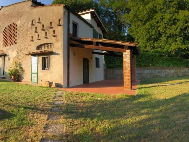 Casa indipendente in affitto a Bagno a Ripoli FI