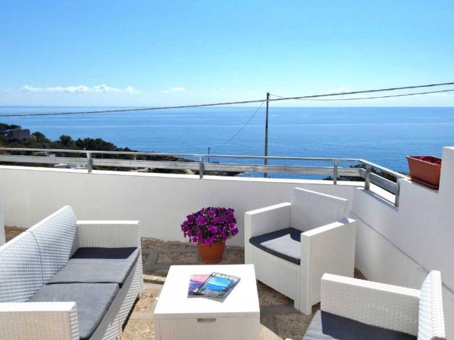 Casa indipendente in affitto a Gagliano del Capo LE
