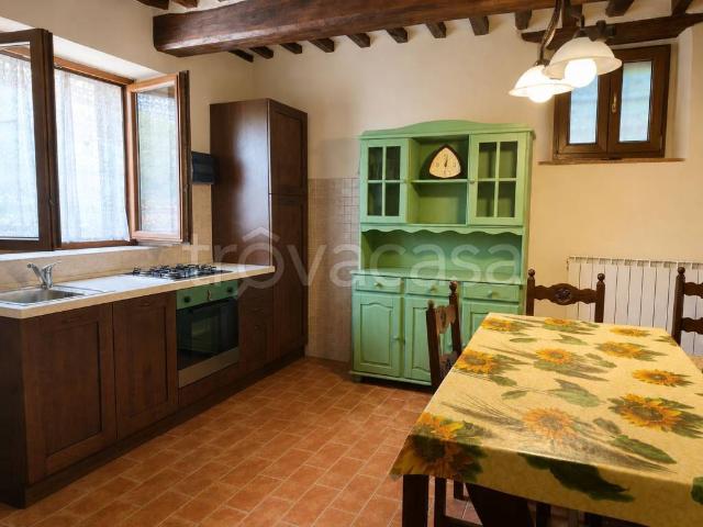 Casa indipendente in affitto a Gallicano via Sant'Andrea, 46