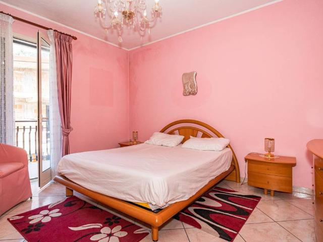 Casa indipendente in affitto a Graniti ME