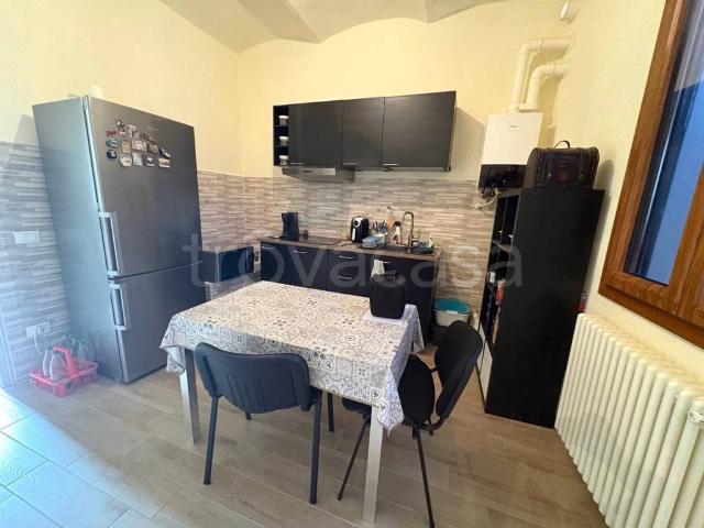 Casa Indipendente in affitto a Guastalla, arredato, giardino privato, box TrovaCasa