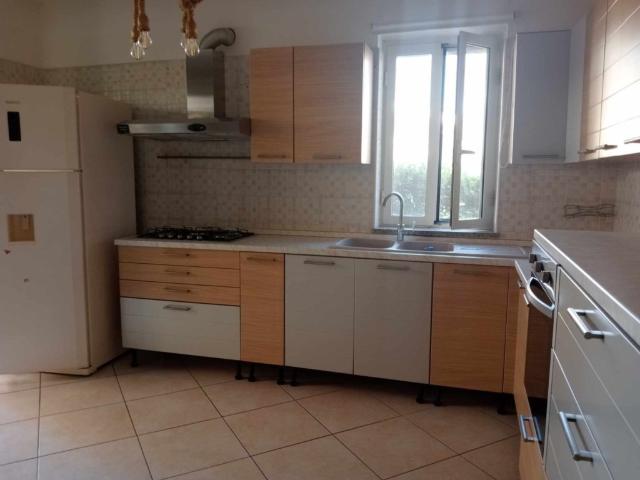 Casa Indipendente in affitto a Fondi, giardino, ripostiglio, doppi servizi TrovaCasa