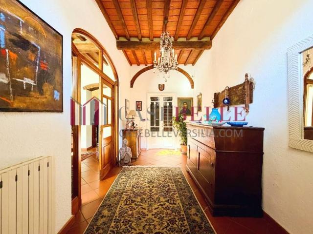 Casa Indipendente in affitto a Forte dei Marmi via Giuseppe Spinetti, arredato, centrale, aria condizionata TrovaCasa