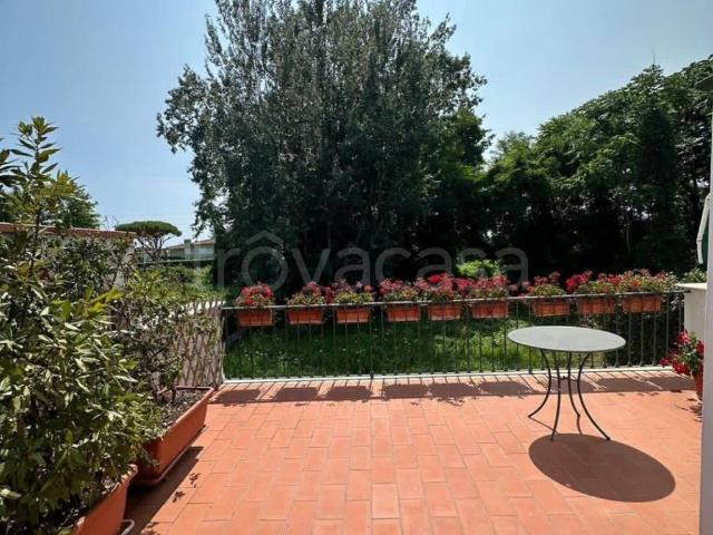 Casa Indipendente in affitto a Forte dei Marmi via Provinciale, arredato, terrazzo, aria condizionata TrovaCasa