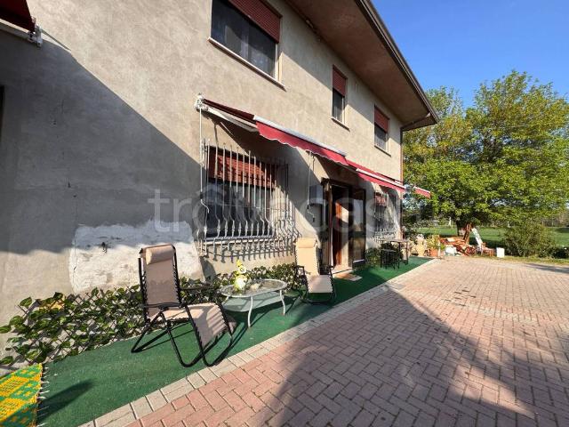 Casa Indipendente in affitto a Ferrara via Cento, 64A, arredato, giardino, ingresso indipendente TrovaCasa