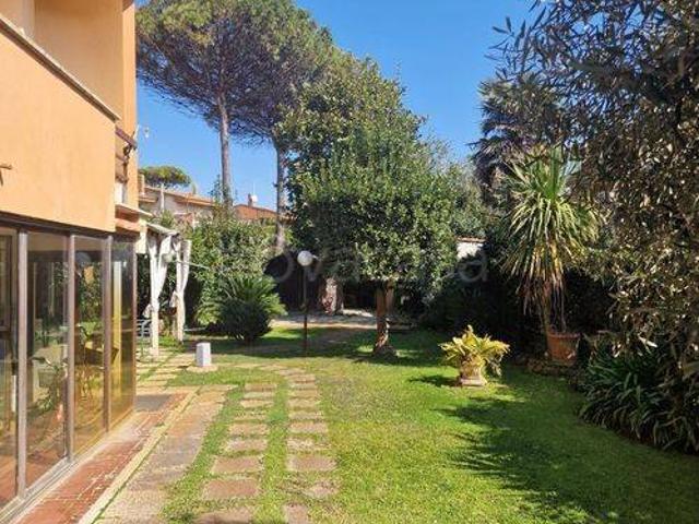 Casa Indipendente in affitto a Fiumicino, arredato, giardino, lavatrice TrovaCasa