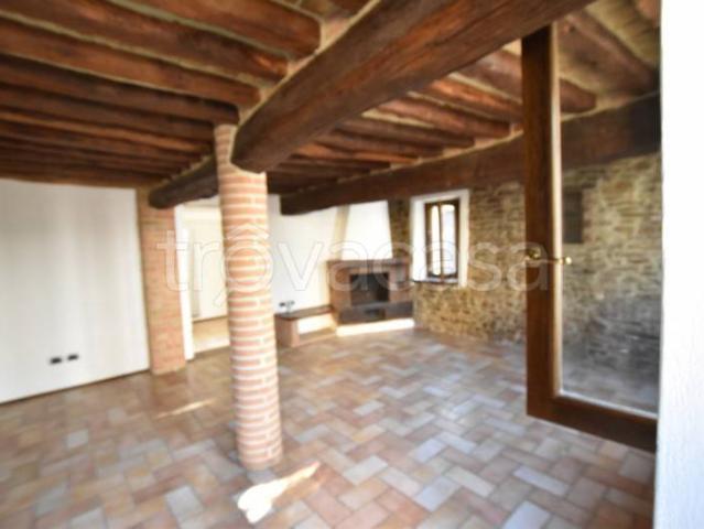 Casa Indipendente in affitto a Fidenza via della Fonderia, non arredato/vuoto, giardino privato, posto auto TrovaCasa