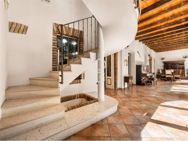 Casa Indipendente in affitto a Lonato del Garda vicolo Corobbiolo, 5, arredato, giardino privato, ultimo piano TrovaCasa