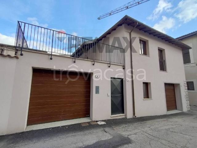 Casa Indipendente in affitto a L'Aquila, arredato, nuova costruzione, luminoso TrovaCasa