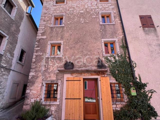 Casa Indipendente in affitto a Lusiana Conco via Vitarolo, arredato, bagno finestrato, ripostiglio TrovaCasa